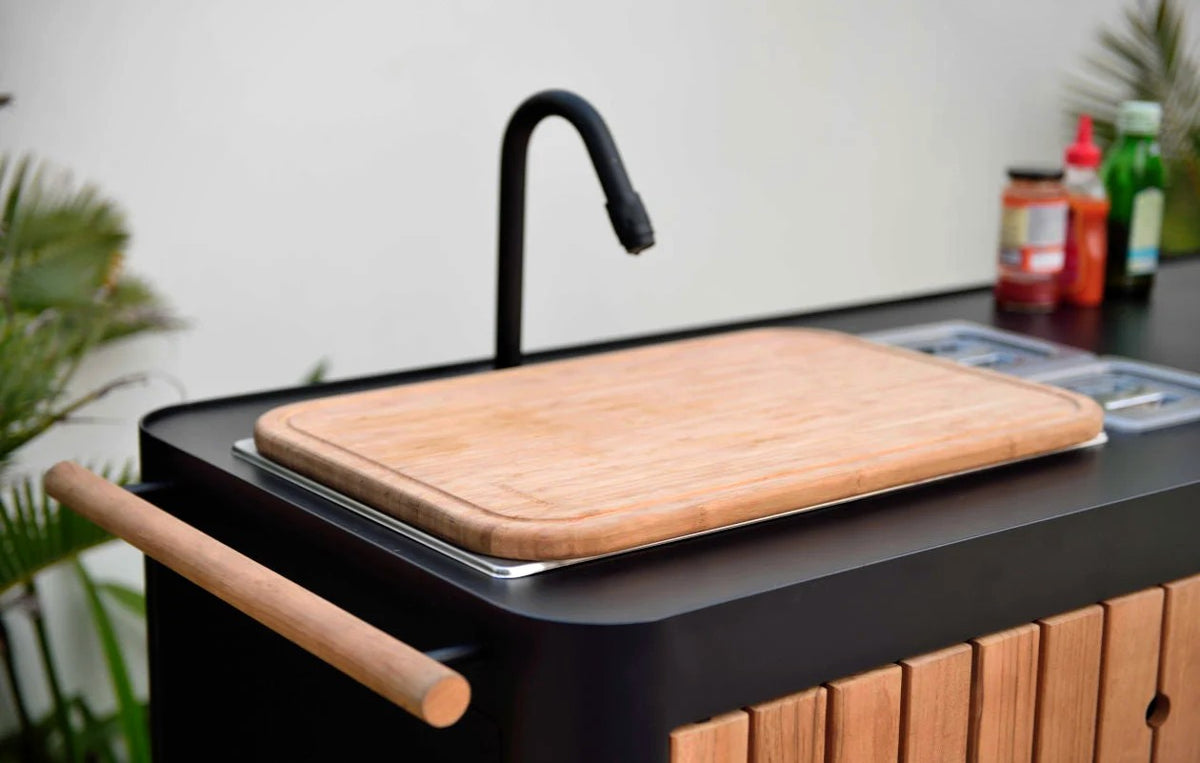 Portals Dark Outdoor Kitchen