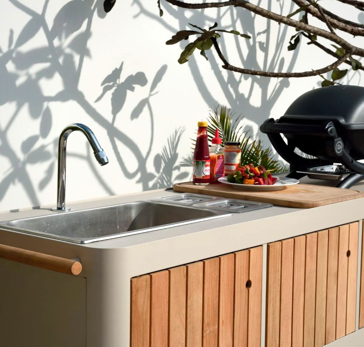 Portals Light Outdoor Kitchen